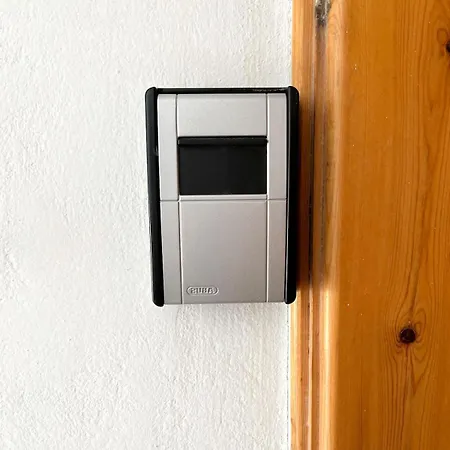 Apartment 2 *