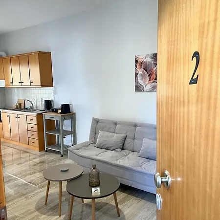 2 Loutra Oraias Elenis