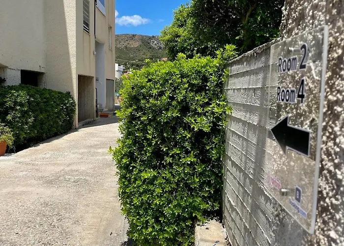 2 Апартаменты *